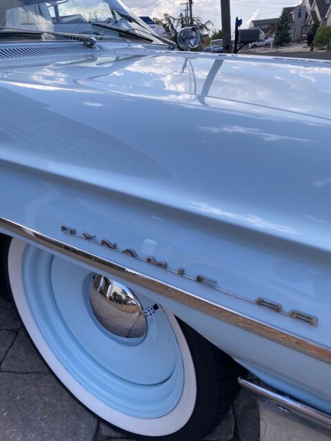 Oldsmobile Dynamic 88 1961 image number 22