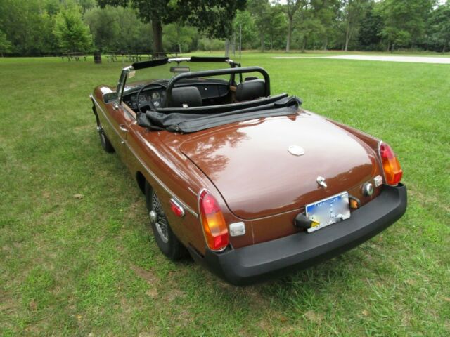 MG MGB 1979 image number 1