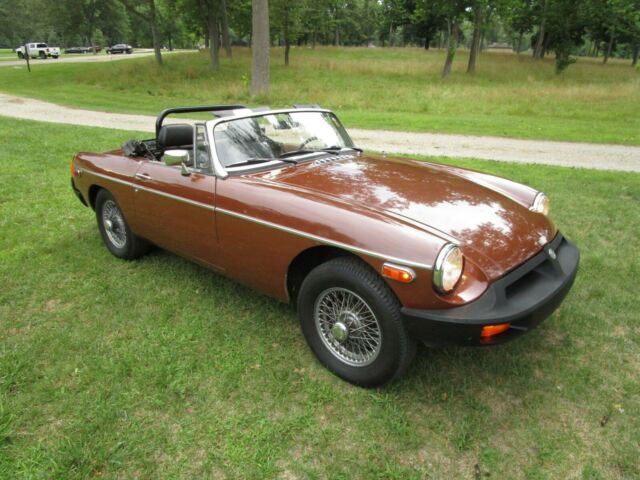 MG MGB 1979 image number 23