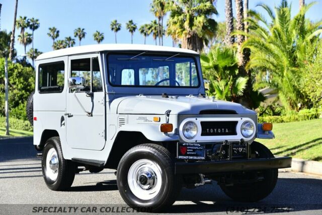 Toyota FJ 40 1971 image number 29