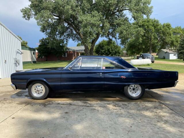 Dodge Coronet 1967 image number 1