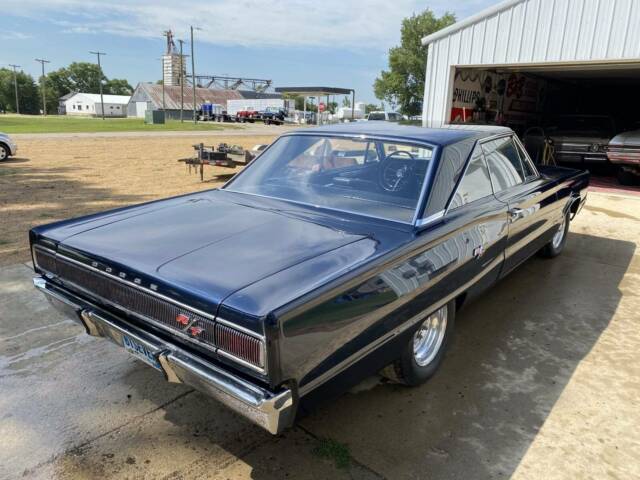 Dodge Coronet 1967 image number 28