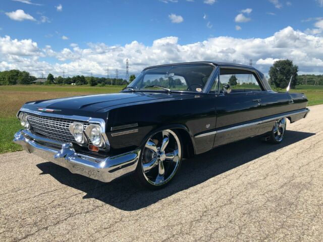 Chevrolet Impala 1963 image number 0