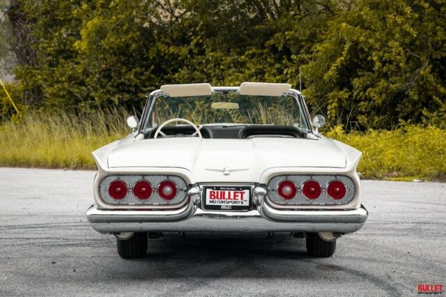 Ford Thunderbird 1960 image number 22