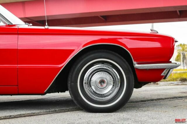 Ford Thunderbird 1966 image number 39