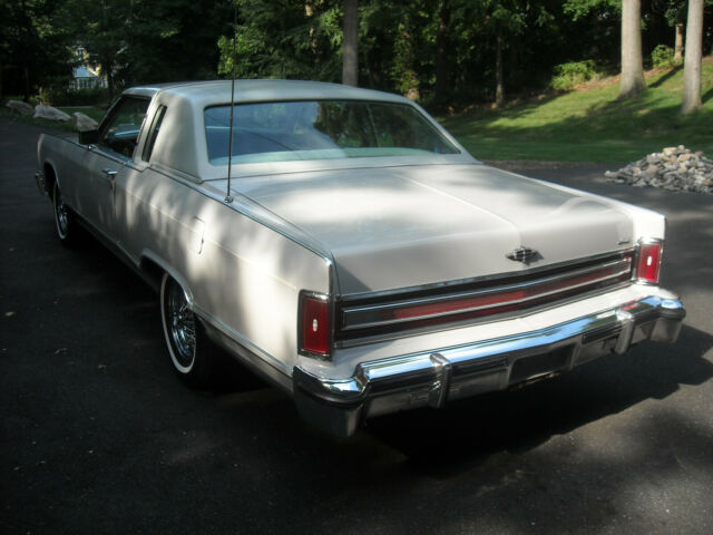 Lincoln Continental 1977 image number 8