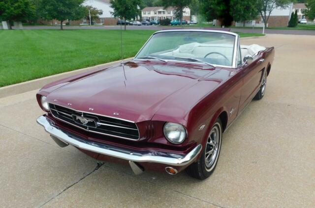 Ford Mustang 1965 image number 0