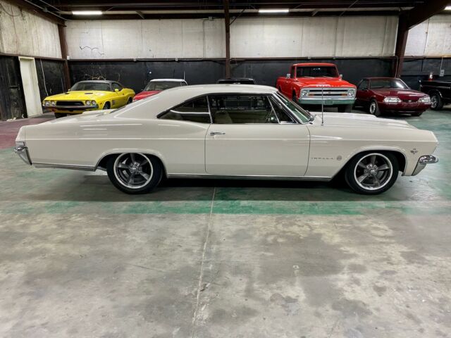 Chevrolet Impala 1965 image number 5