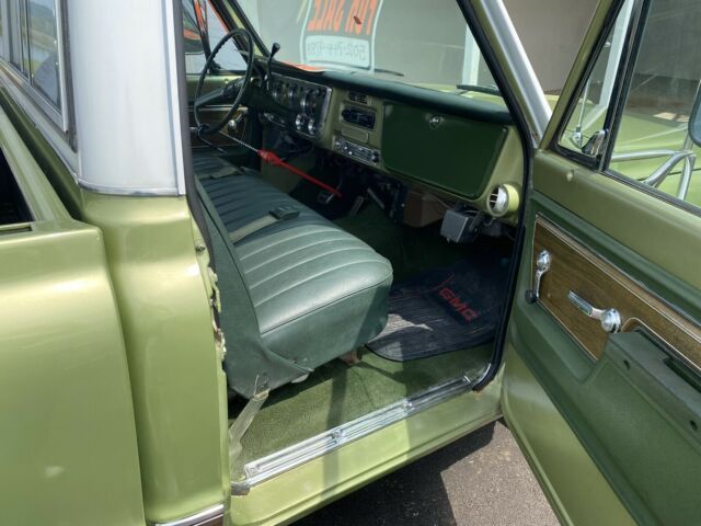 GMC C/2500 Sierra Grande Custom Camper 1972 image number 25