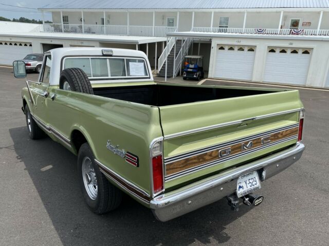 GMC C/2500 Sierra Grande Custom Camper 1972 image number 3