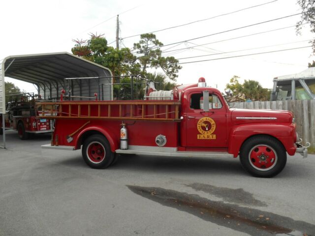 Ford American LaFrance 1951 image number 45