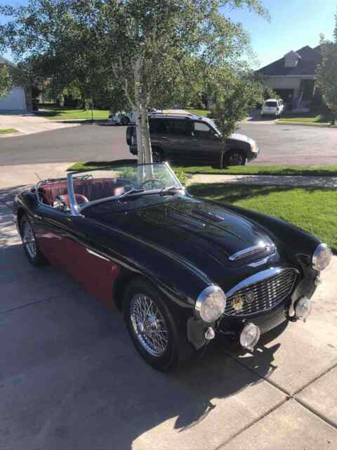 Austin-Healey 100 Six 1957 image number 2