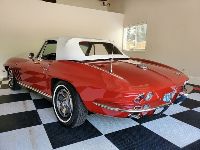 Chevrolet Corvette 1966 image number 10