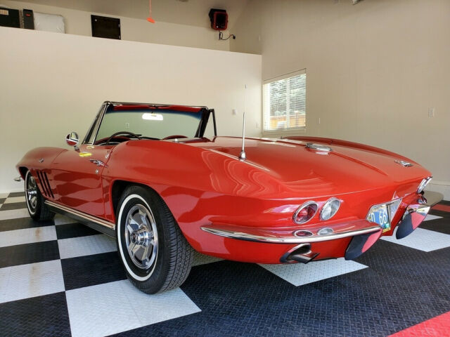 Chevrolet Corvette 1966 image number 18