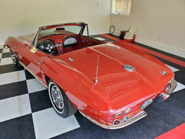 Chevrolet Corvette 1966 image number 19