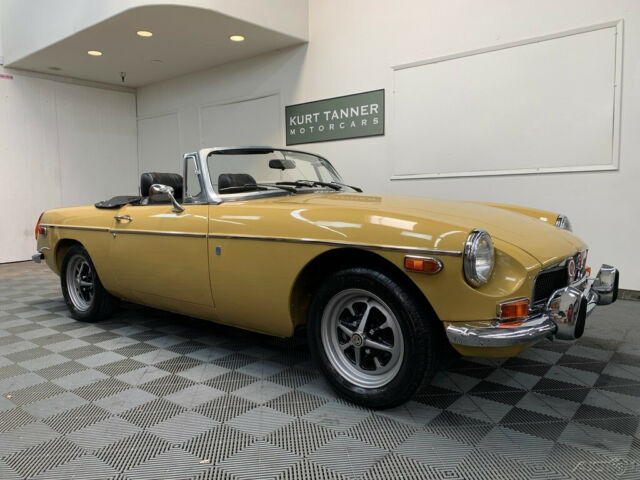 MG MGB 1973 image number 0