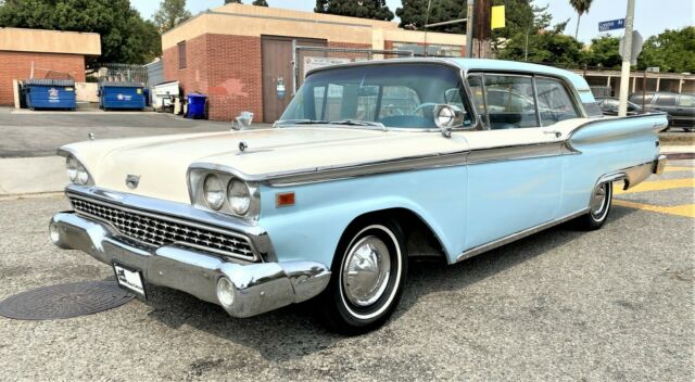 Ford Galaxie 500 1959 image number 28