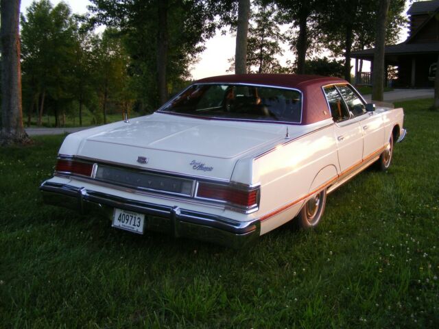 Mercury Grand Marquis 1977 image number 2