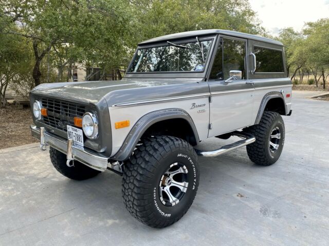 Ford Bronco 1973 image number 0