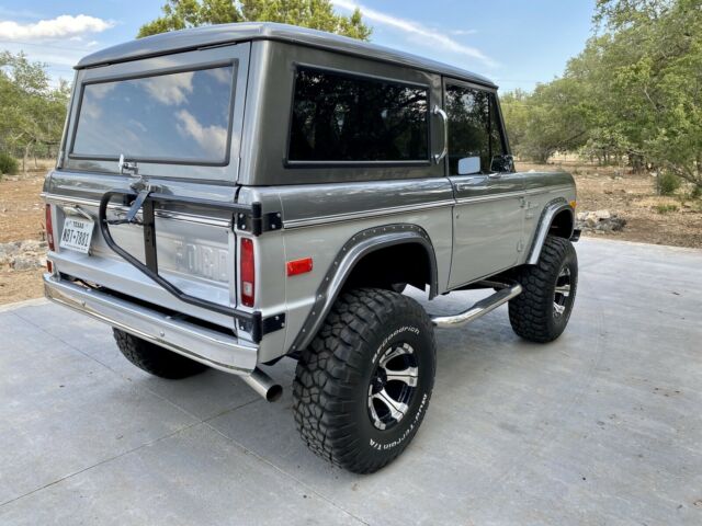 Ford Bronco 1973 image number 21