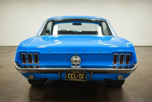 Ford Mustang 1967 image number 29