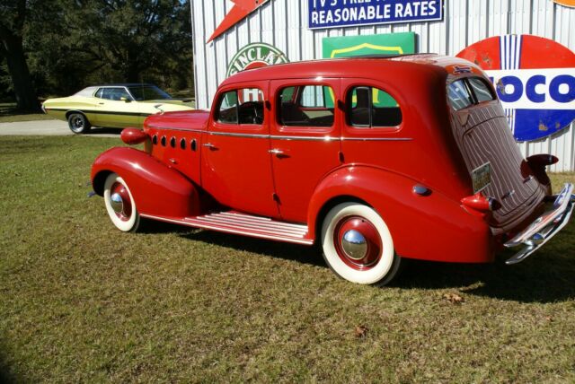 Cadillac Series 70 1935 image number 28