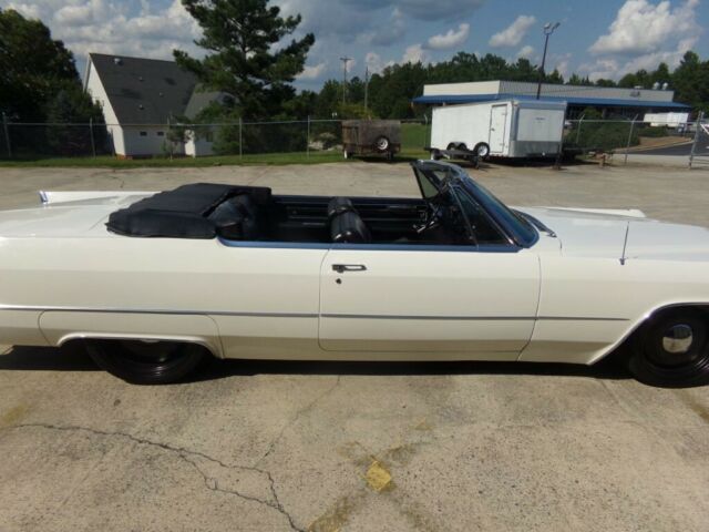 Cadillac DeVille 1966 image number 41