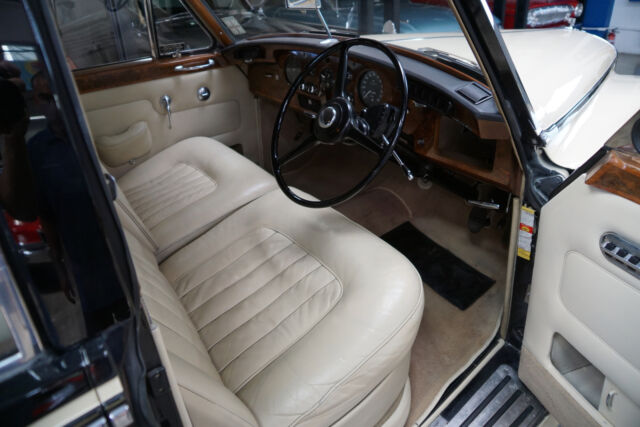 Bentley S3 1965 image number 42