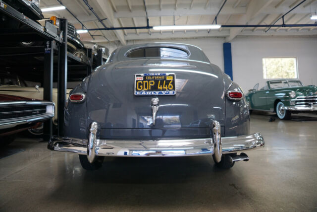 Ford DeLuxe 2 Door Business Coupe 1948 image number 11