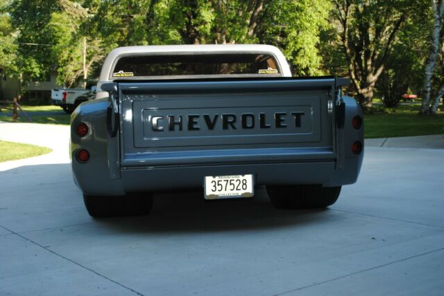 Chevrolet C-10 1975 image number 33