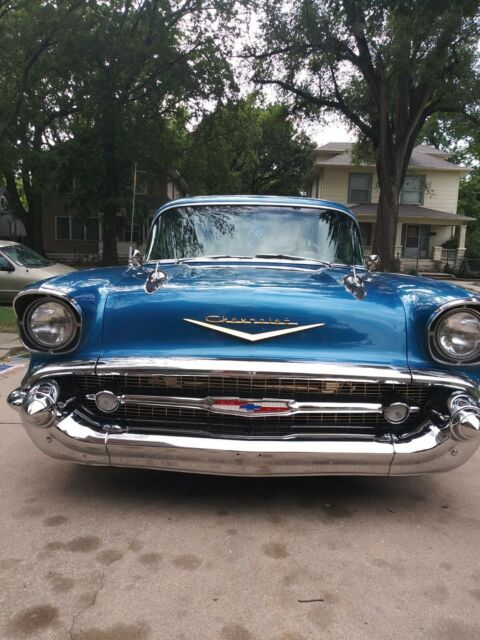 Chevrolet Bel Air/150/210 1957 image number 1