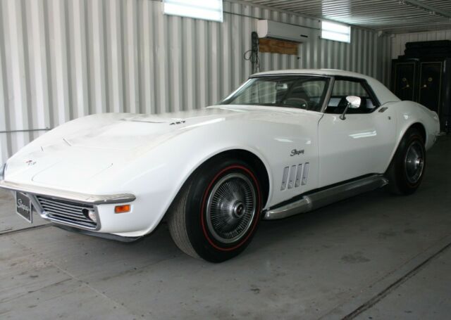 Chevrolet Corvette 1969 image number 0