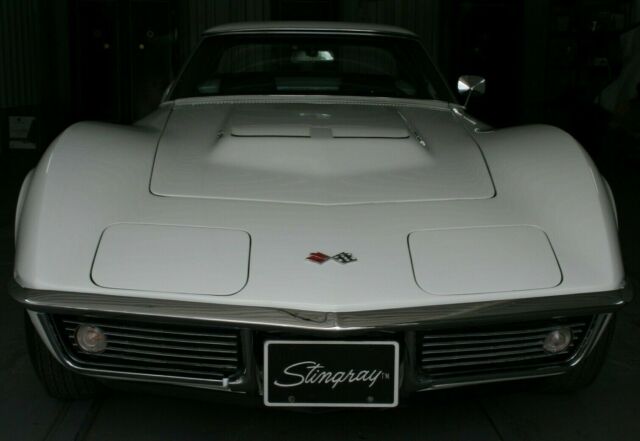 Chevrolet Corvette 1969 image number 22