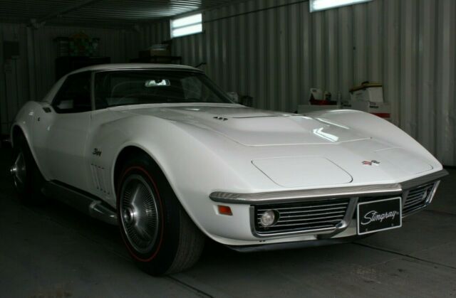 Chevrolet Corvette 1969 image number 23