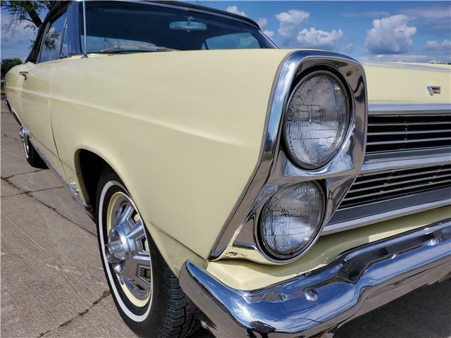 Ford Fairlane 1966 image number 37