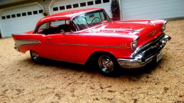 Chevrolet Bel Air/150/210 1957 image number 28