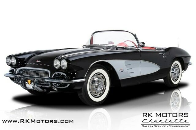 Chevrolet Corvette 1961 image number 0