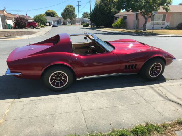 Chevrolet Corvette 1969 image number 16