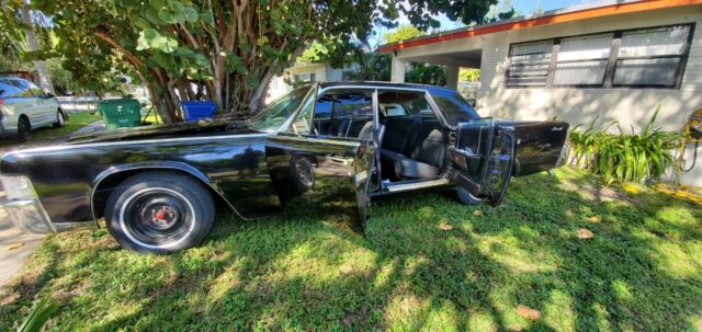 Lincoln Continental 1965 image number 0