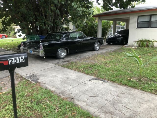 Lincoln Continental 1965 image number 11