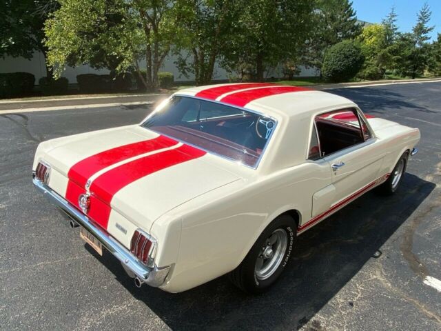 Ford Mustang 1966 image number 33