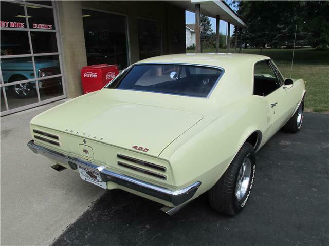 Pontiac Firebird 1967 image number 18