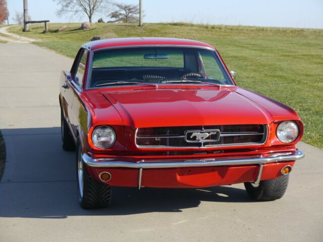 Ford Mustang 1965 image number 24