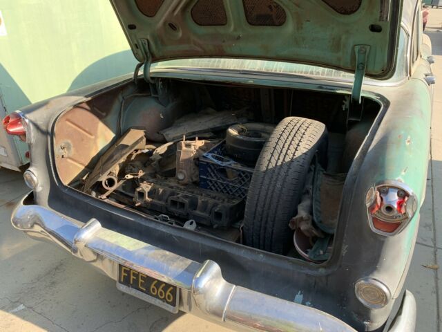 Oldsmobile 88 1955 image number 20