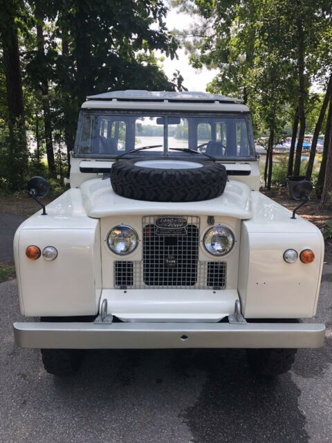 Land Rover Series IIA 1967 image number 1