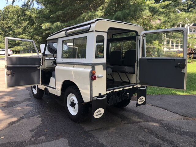 Land Rover Series IIA 1967 image number 20