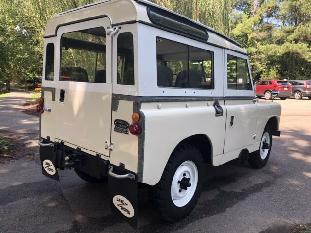 Land Rover Series IIA 1967 image number 21