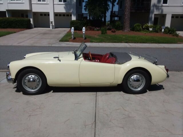 MG MGA 1960 image number 0