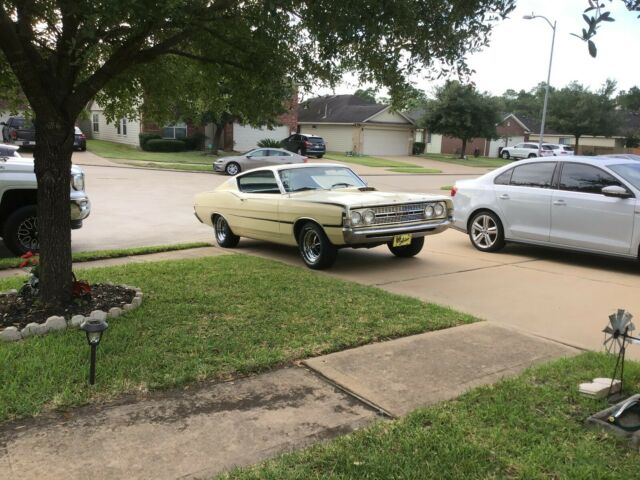 Ford Torino 1968 image number 22