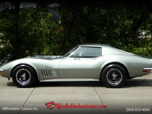 Chevrolet Corvette 1971 image number 11